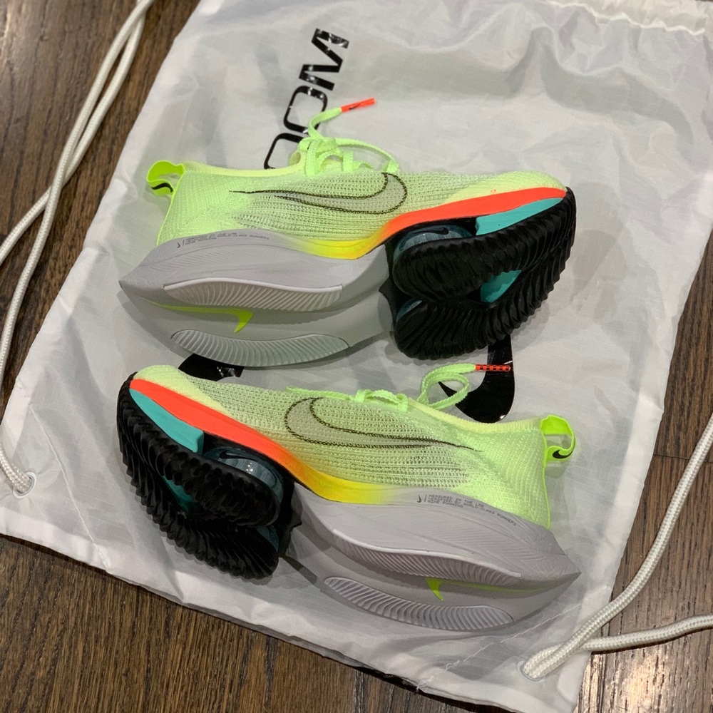 New Nike Air Zoom Alphafly Next% Barely Volt/Black-Hyper Orange Women’s US 5.5 - Picture 5 of 14